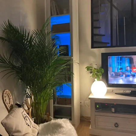 Проживание в семье Chambres Privees Dans Maison De Charme Le Raincy