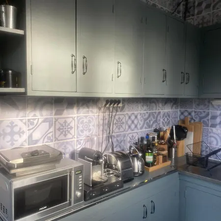 Chambres Privees Dans Maison De Charme Проживание в семье Le Raincy